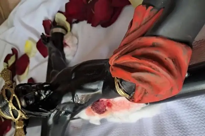 ¡Milagro! Sangra Cristo Negro en iglesia de Veracruz (+fotos/video) 